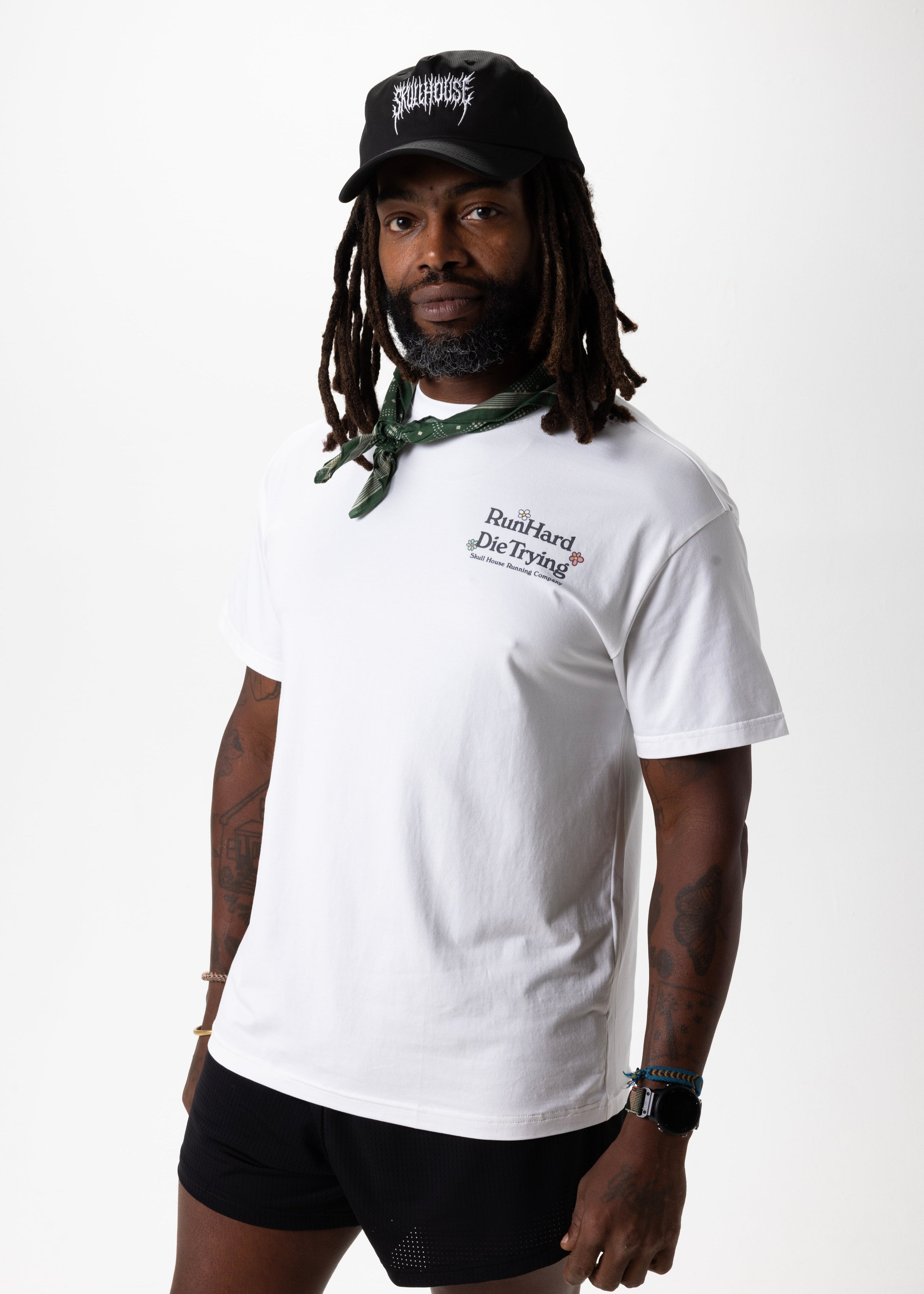 RUN HARD TEE, UNISEX - WHITE