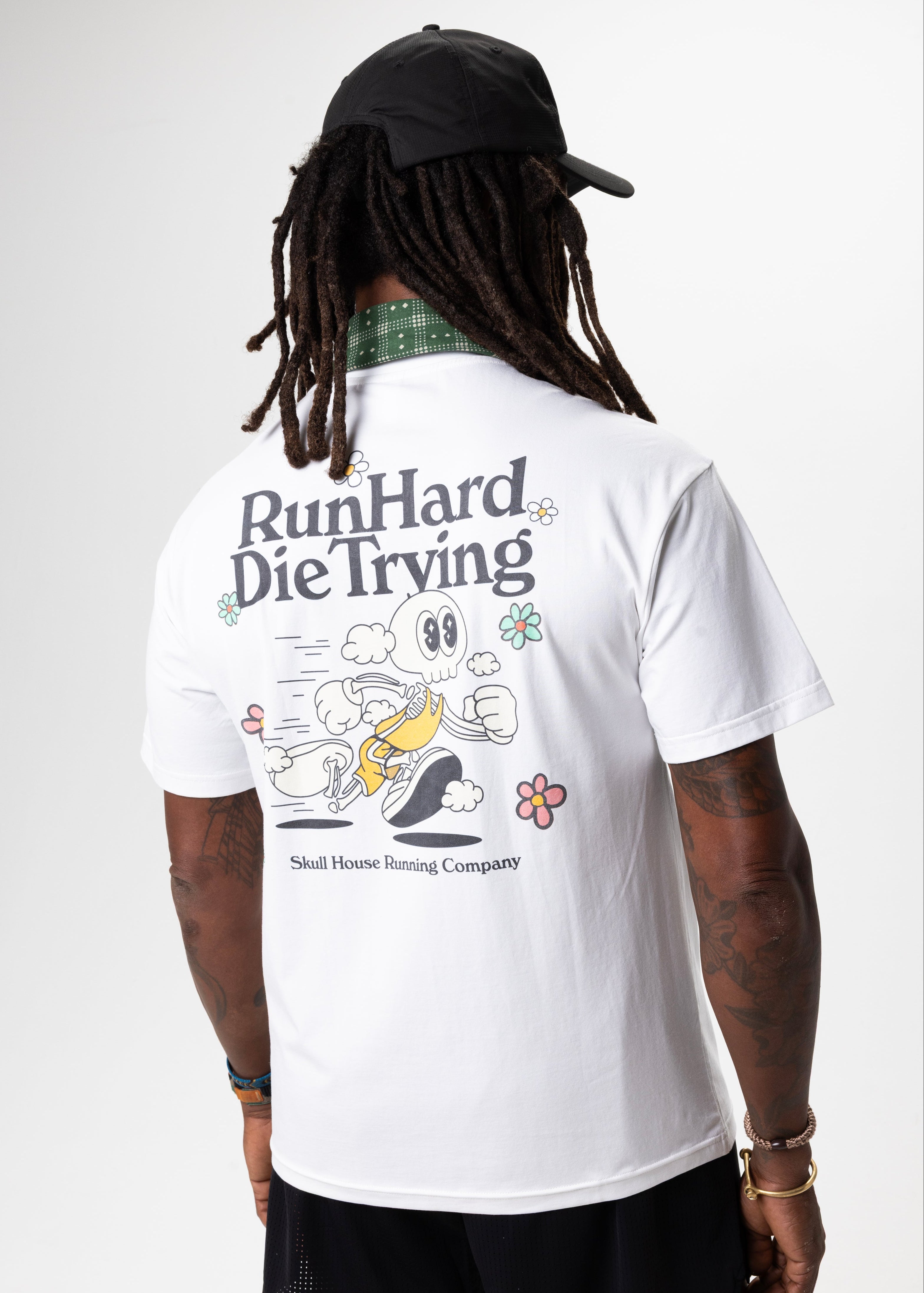 RUN HARD TEE, UNISEX - WHITE